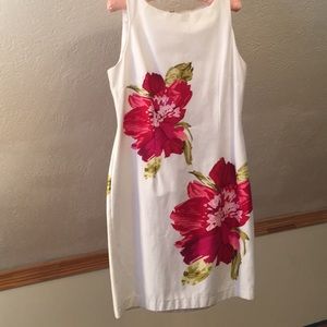 Elegant Studio 1 dress